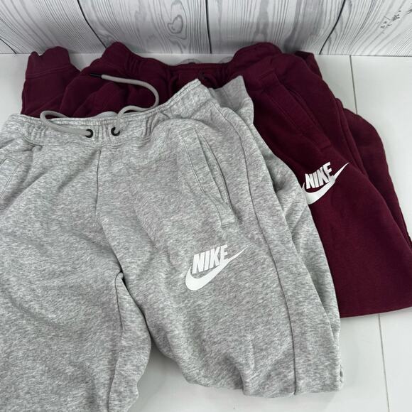 Nike Just Do It Small Men’s  XS Jogger - Set of 2 Gray/Burgandy Sweat Pants - Picture 1 of 10